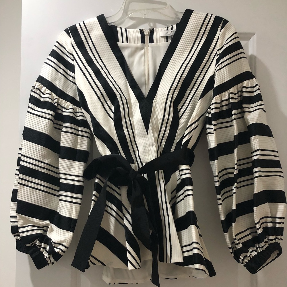 Alexis wide sleeved shirt.